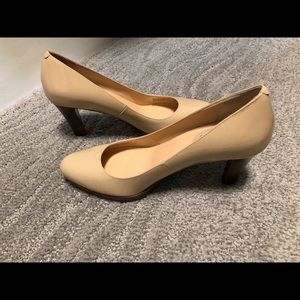 Cole Haan  size 9 nude pumps. Worn once.